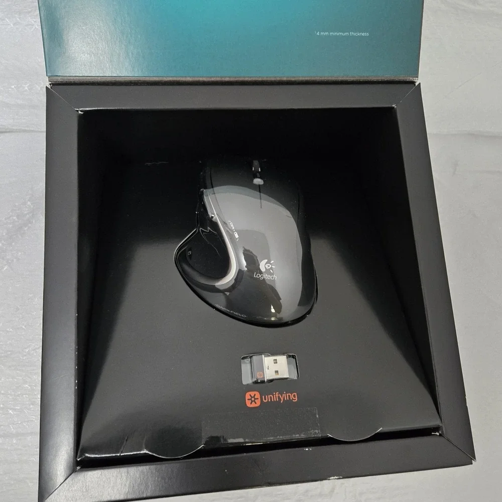 BNIB Logitech Performance Mouse mX 910-001105 Wireless Black DarkField